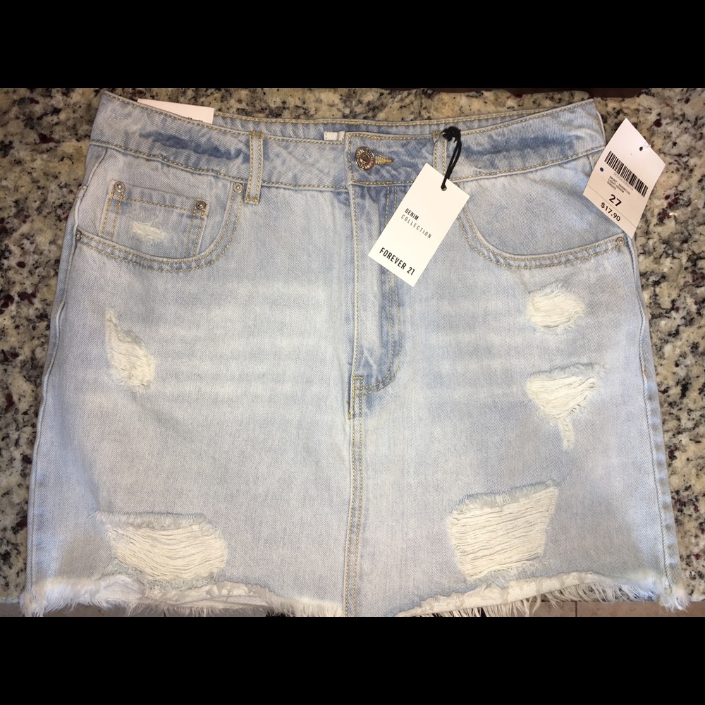Forever 21 distressed denim skirt!